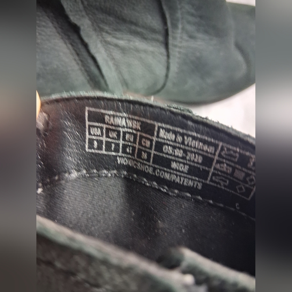 Vionic Raina Boot Size 9 Weather Resistant - Picture 6 of 8